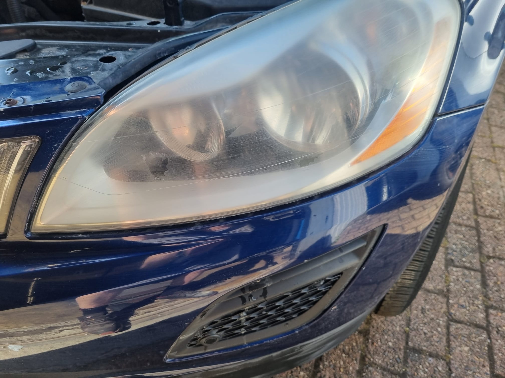 Voor behandeling: Volvo XC60 2012